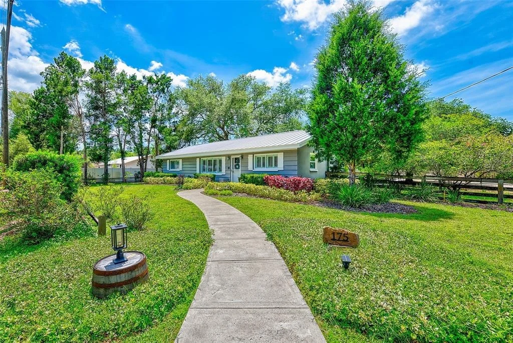 Photo of 175 RIVIERE ROAD