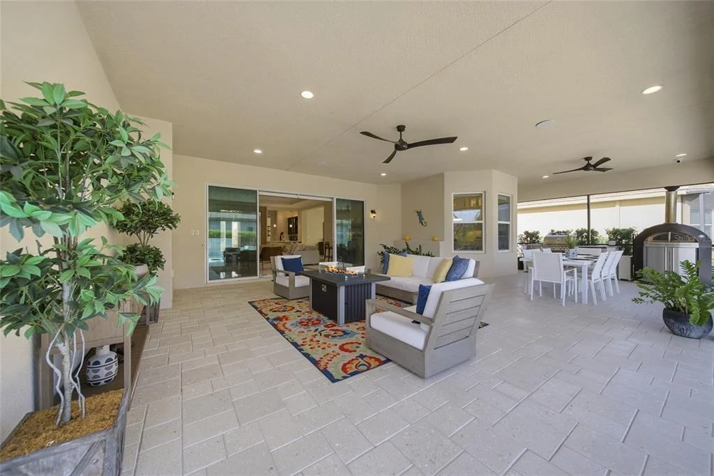 Photo of 2420 COCO PALM CIRCLE