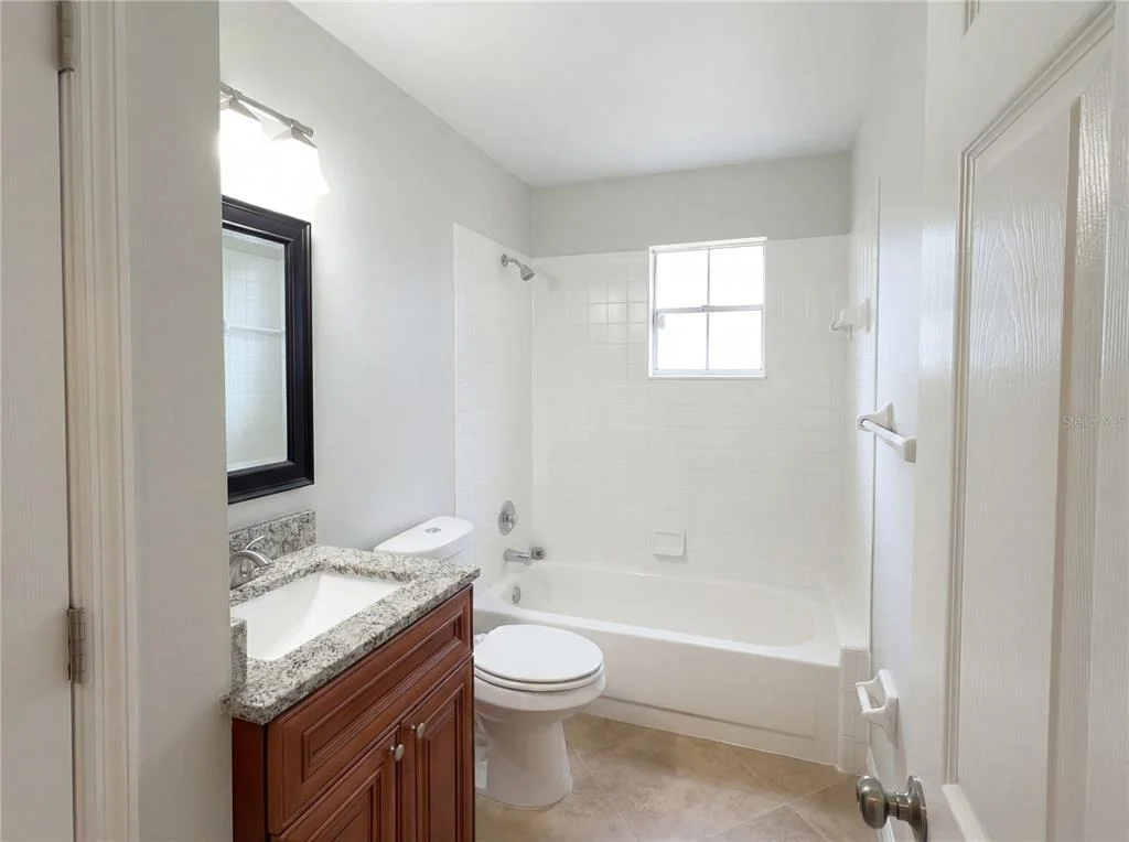 Photo of 1696 CHATHAM CIRCLE