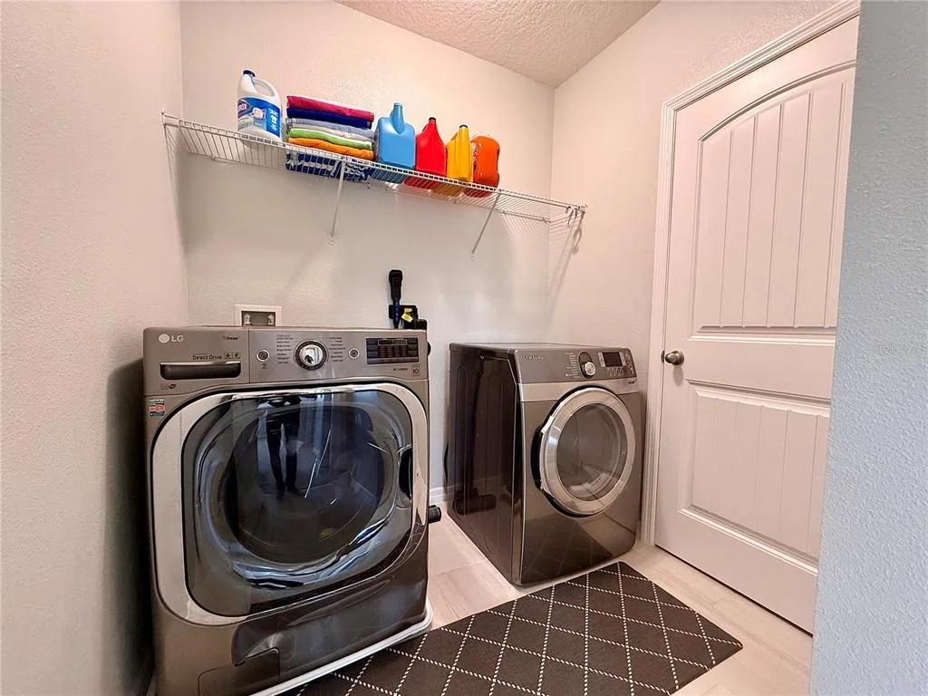 Photo of 17098 WATER SPRING BOULEVARD