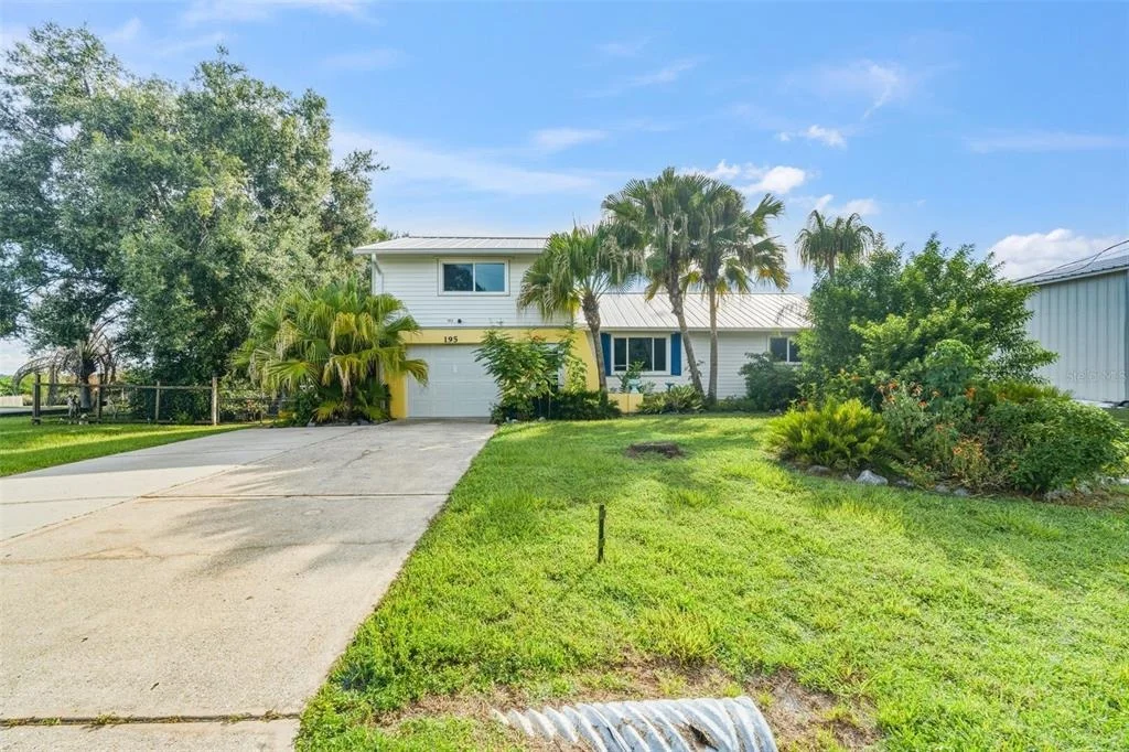 Photo of 195 SUMMERSET DRIVE