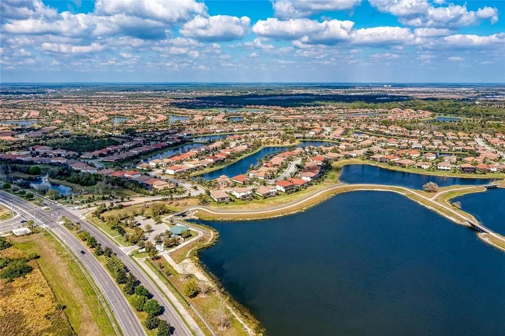 Photo of 5660 CLOVERLEAF RUN