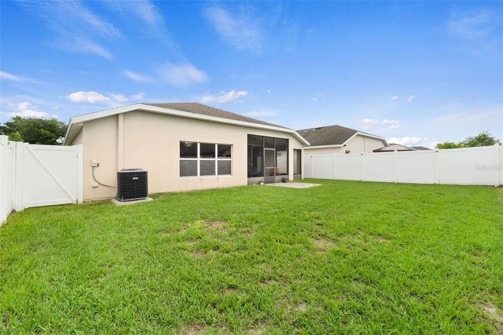 Photo of 14450 WAKE ROBIN DRIVE