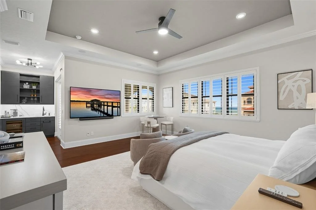 Photo of 355 OCEAN CREST DRIVE