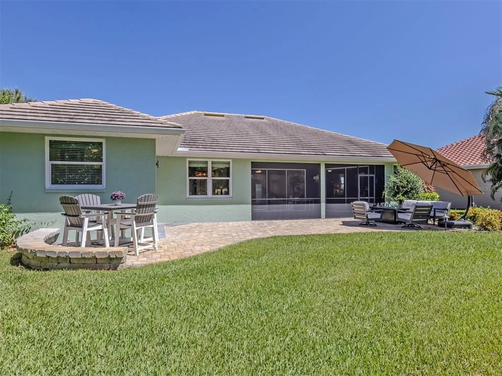 Photo of 143 WAYFOREST DRIVE