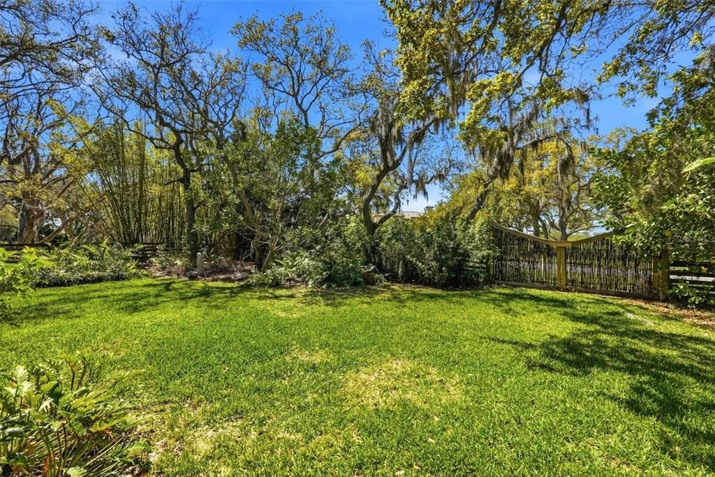 Photo of 10785 DANIELLE DRIVE