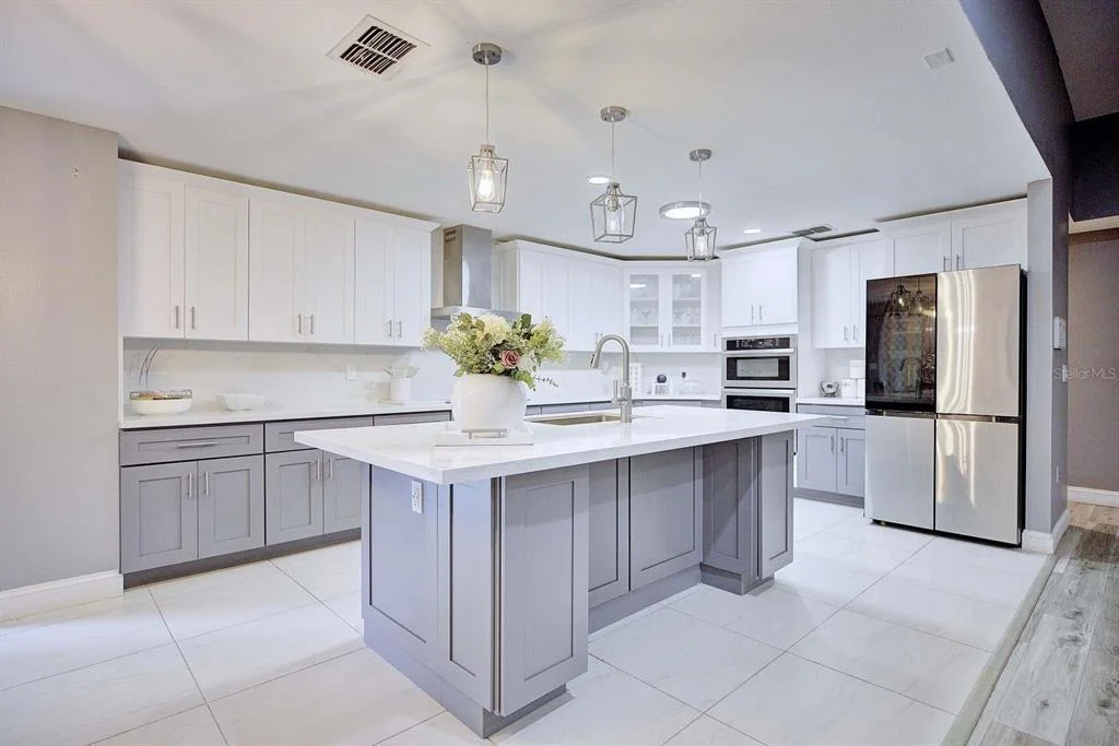 Photo of 2307 FAIRWAY LANE