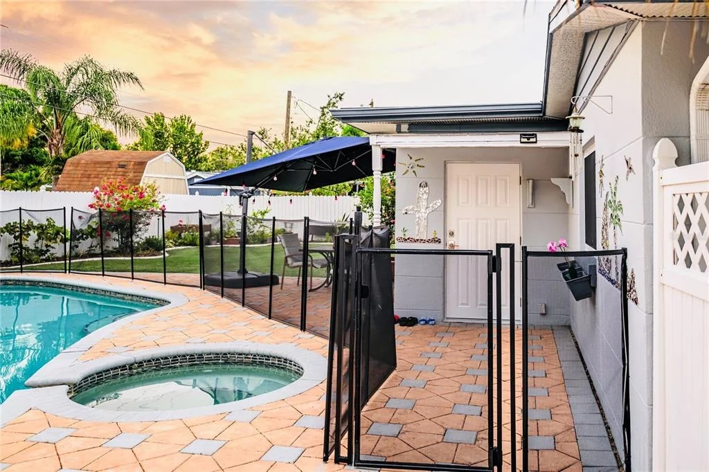 Photo of 898 CORVETTE DRIVE