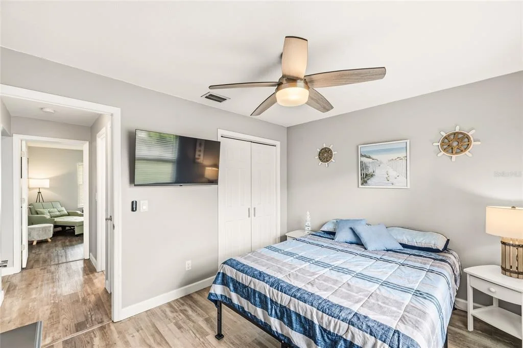 Photo of 38 LAUREL OAKS CIRCLE
