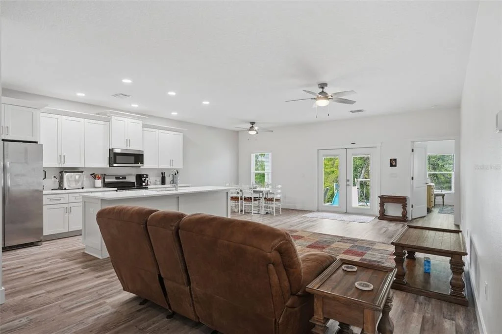 Photo of 6454 FREEPORT DRIVE