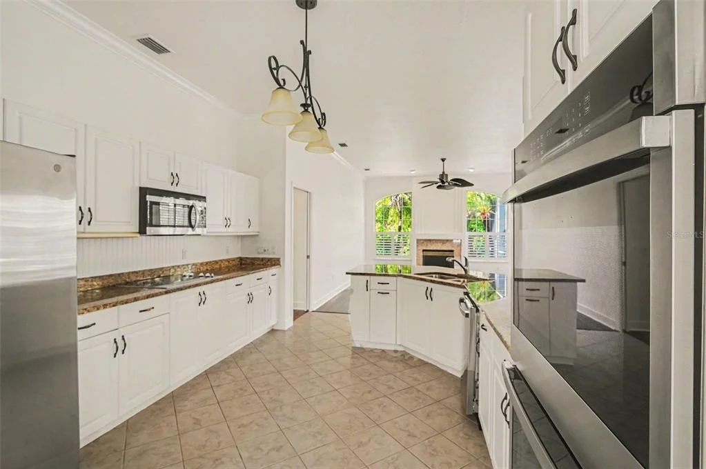 Photo of 8 FOX CLIFF WAY