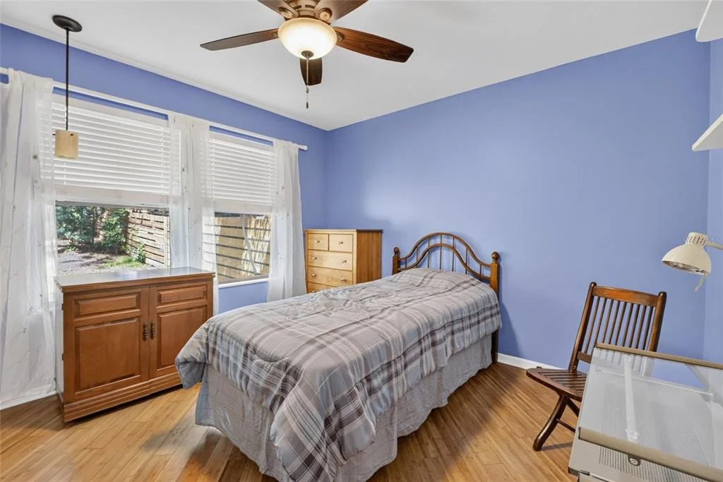 Photo of 325 NW 80TH BOULEVARD