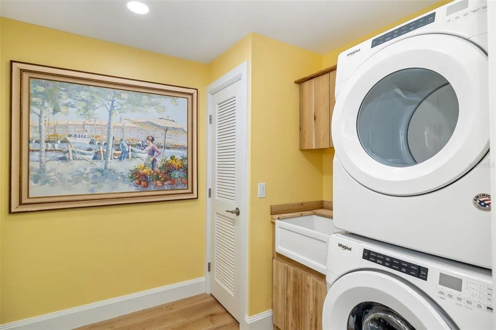 Photo of 560 HARBOR COVE CIRCLE