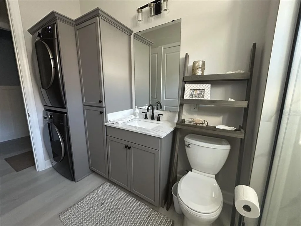 Photo of 12750 DEL CORSO LOOP