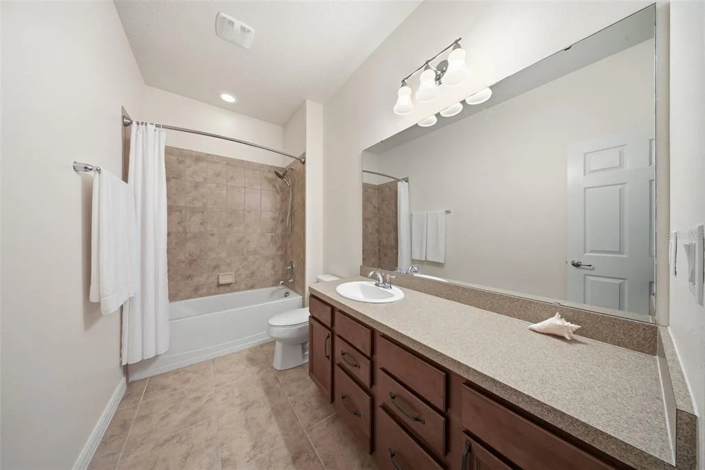 Photo of 1670 REGAL RIVER CIRCLE