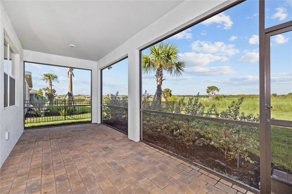 Photo of 17740 SHADE TREE LOOP