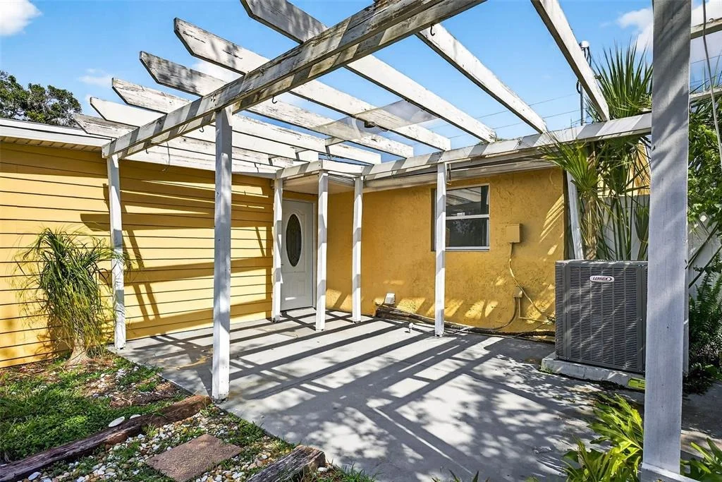 Photo of 3225 W SHELL POINT ROAD