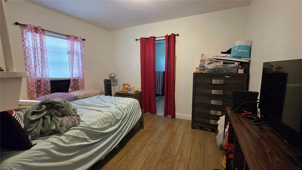 Photo of 1702 26TH STREET W