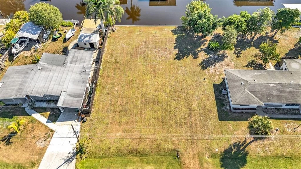 Photo of 3334 DOVER DRIVE