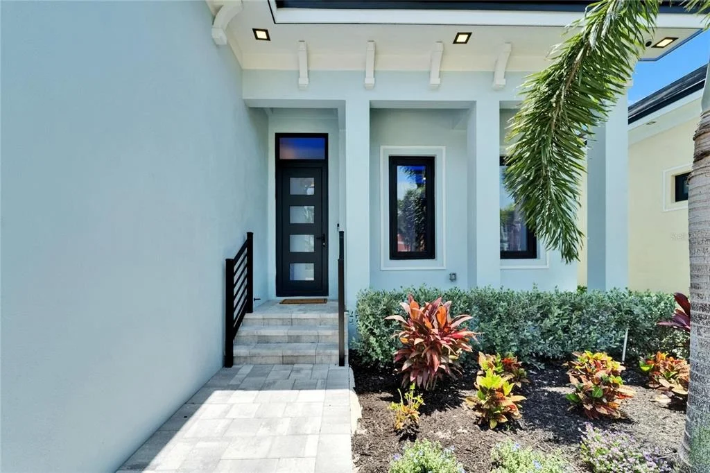 Photo of 6530 SIMONE SHORES CIRCLE