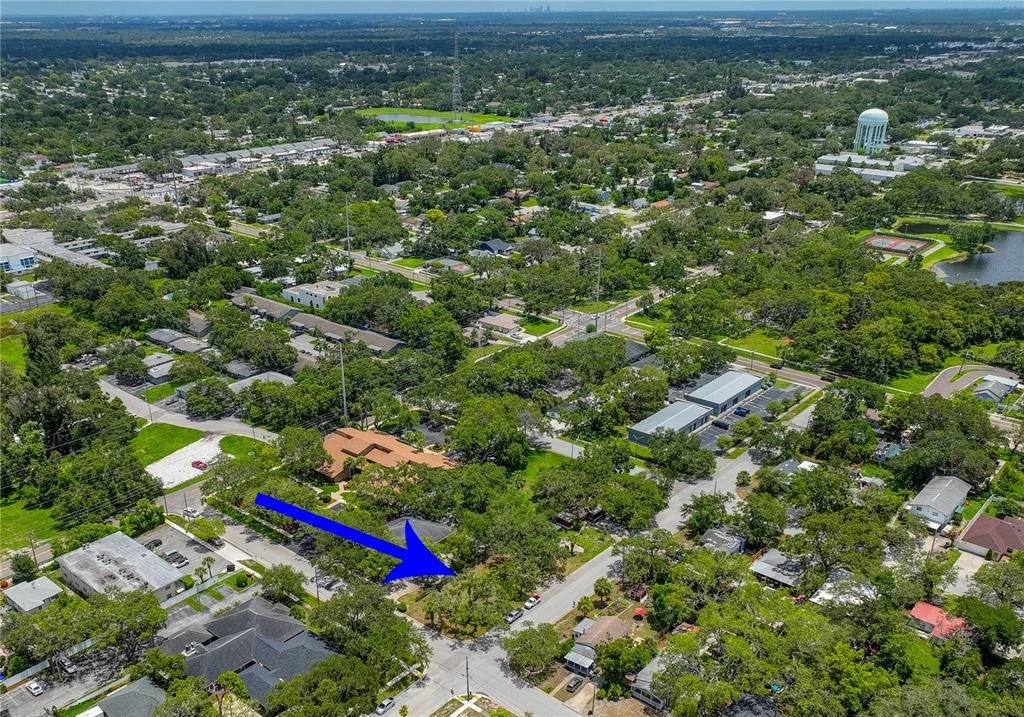 Photo of 1001 PINELLAS STREET