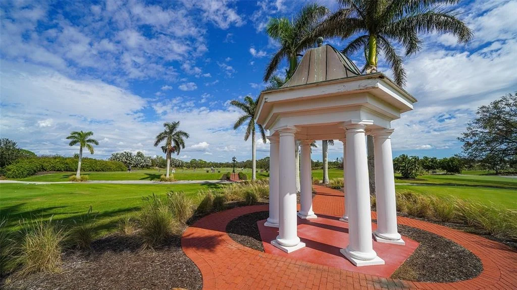 Photo of 360 N POINT ROAD