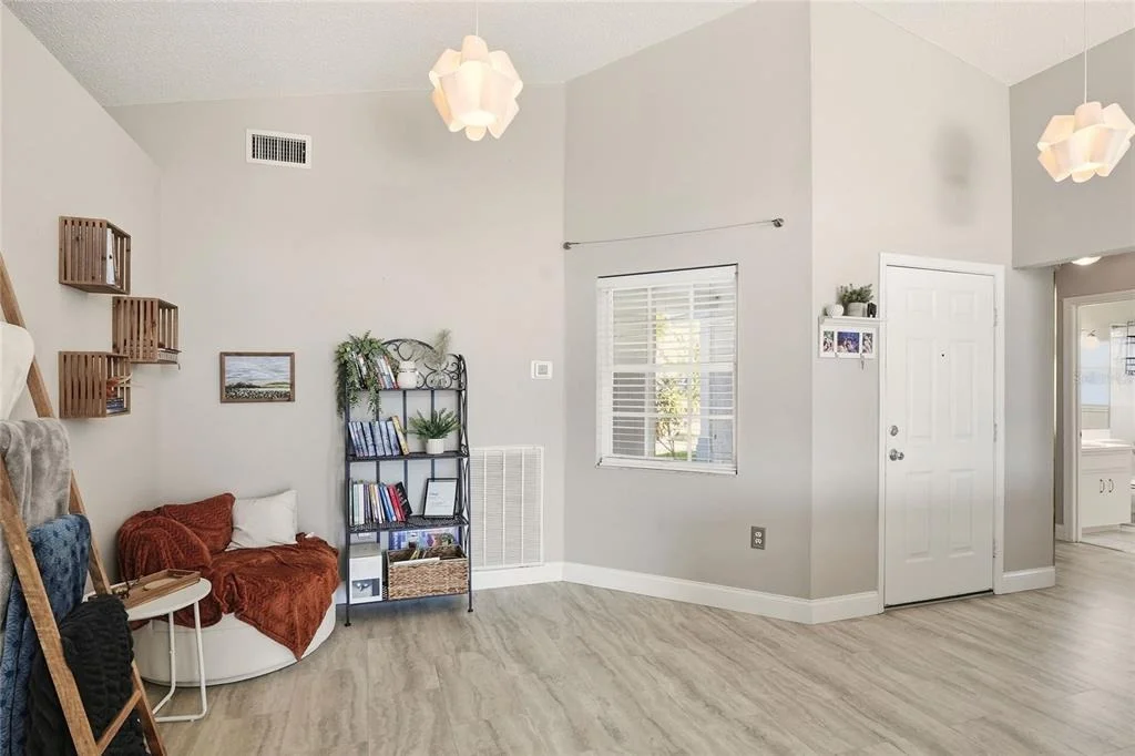 Photo of 412 EMERALD COVE LOOP