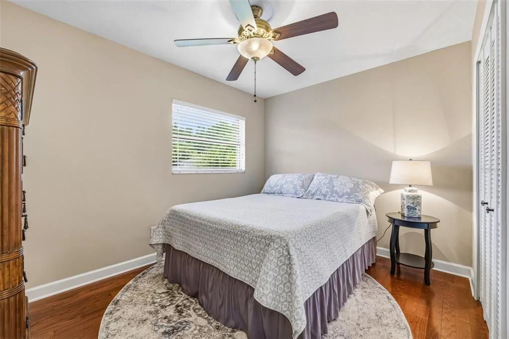 Photo of 894 JOAN STREET
