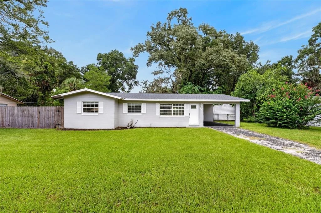 Photo of 729 SE 26TH STREET