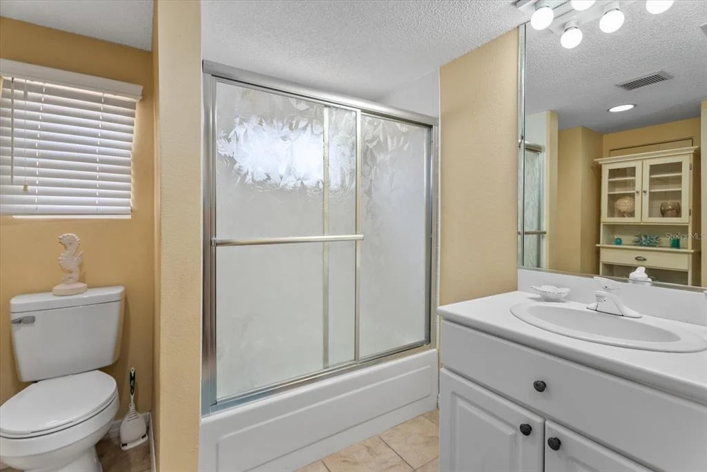 Photo of 33 N STARBOARD DRIVE
