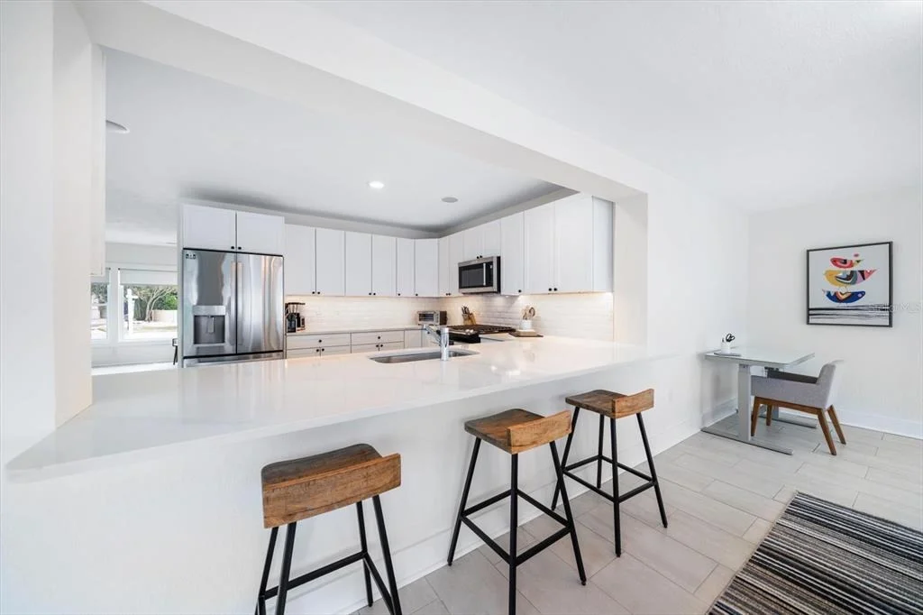 Photo of 1018 BAY ESPLANADE