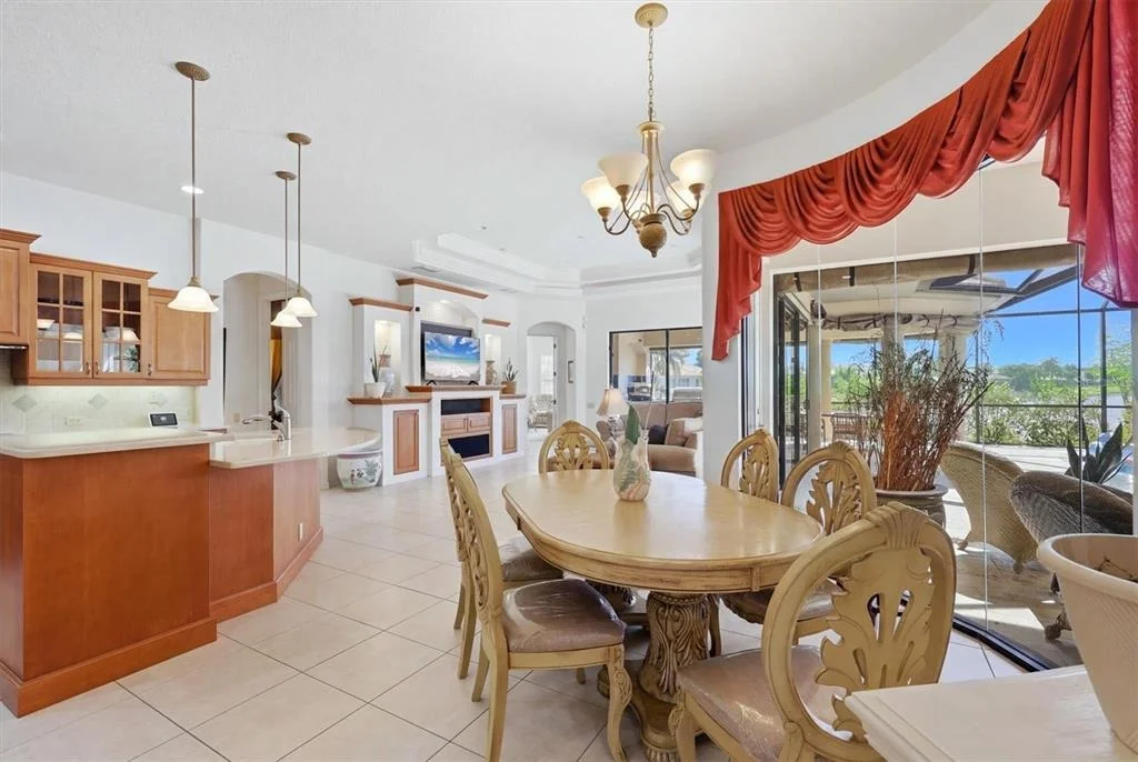 Photo of 815 TROPEZ LANE