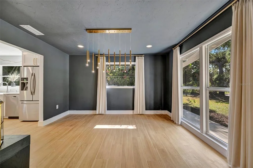Photo of 403 LONGBOW TRAIL