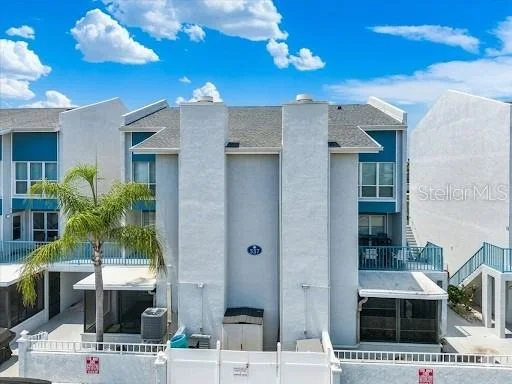 Photo of Unit A at 337 REX PLACE