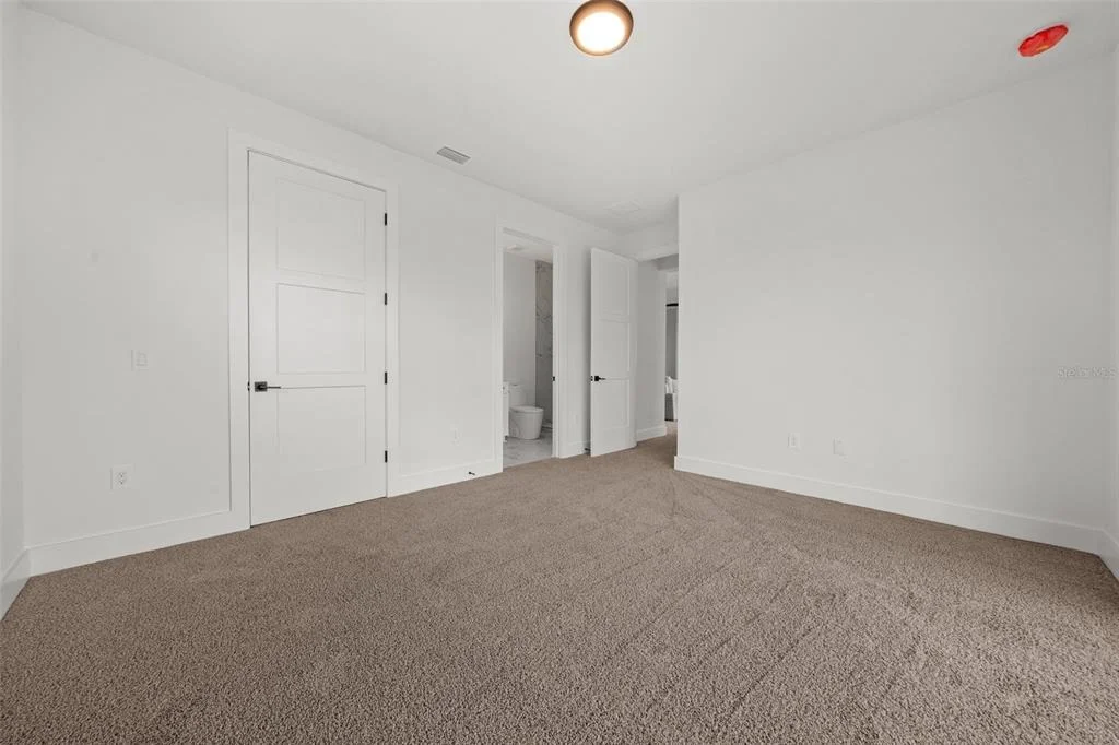 Photo of 597 BUTTONWOOD DRIVE