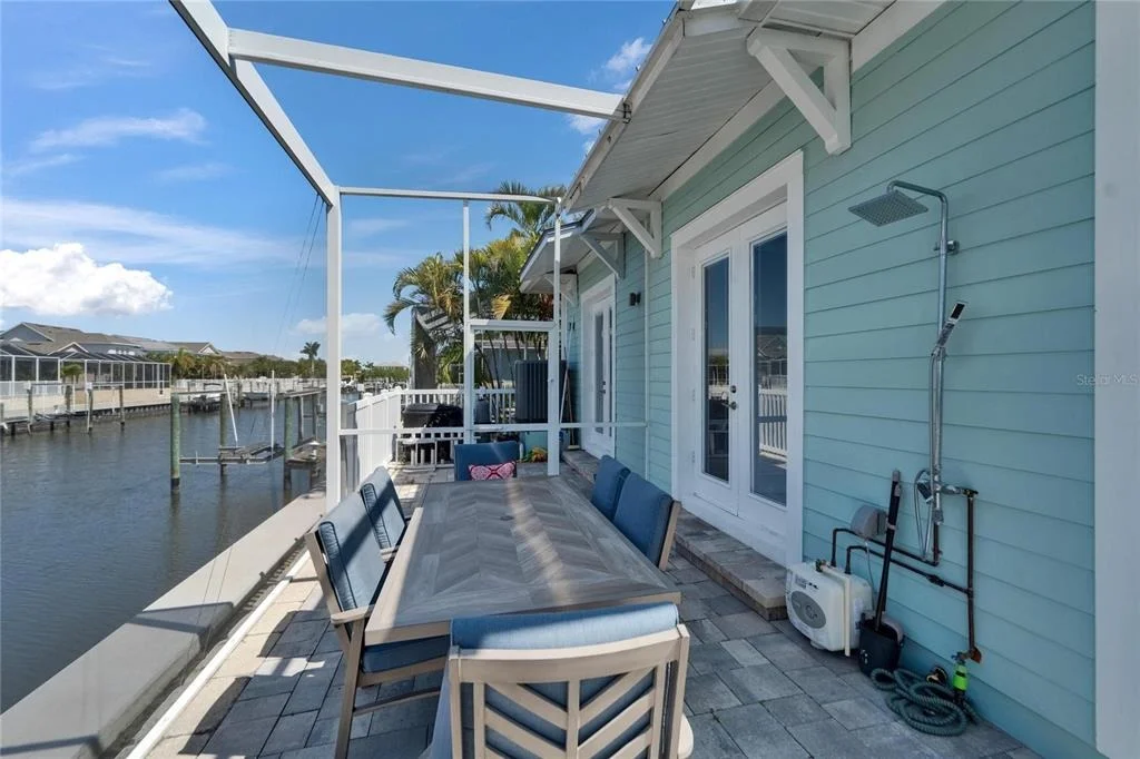 Photo of 426 ISLEBAY DRIVE