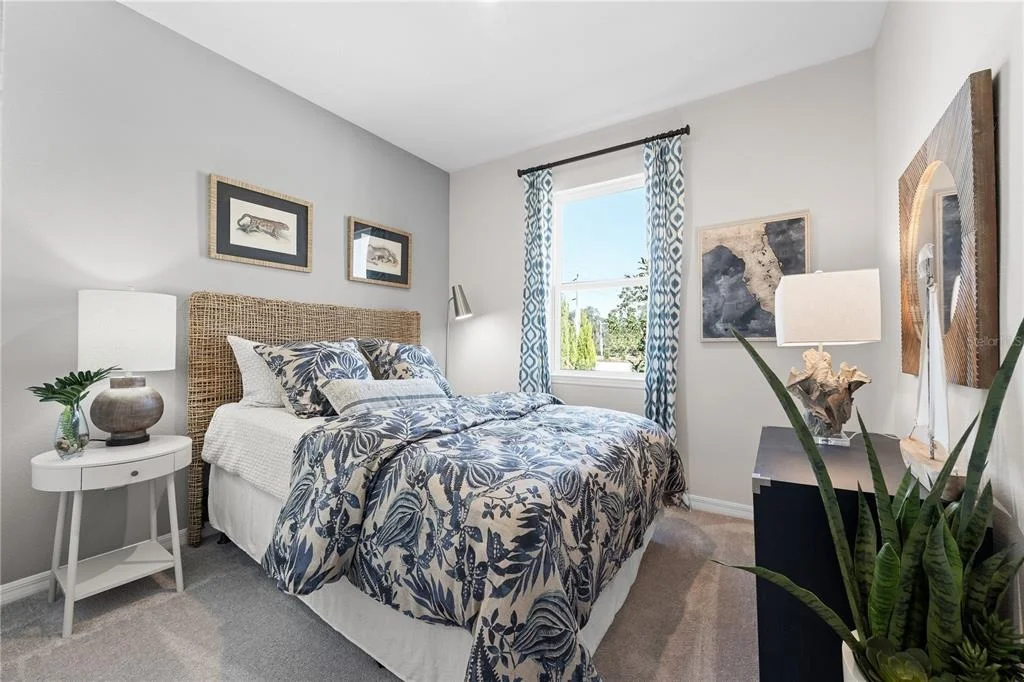 Photo of 815 PEBBLE CREST LANE