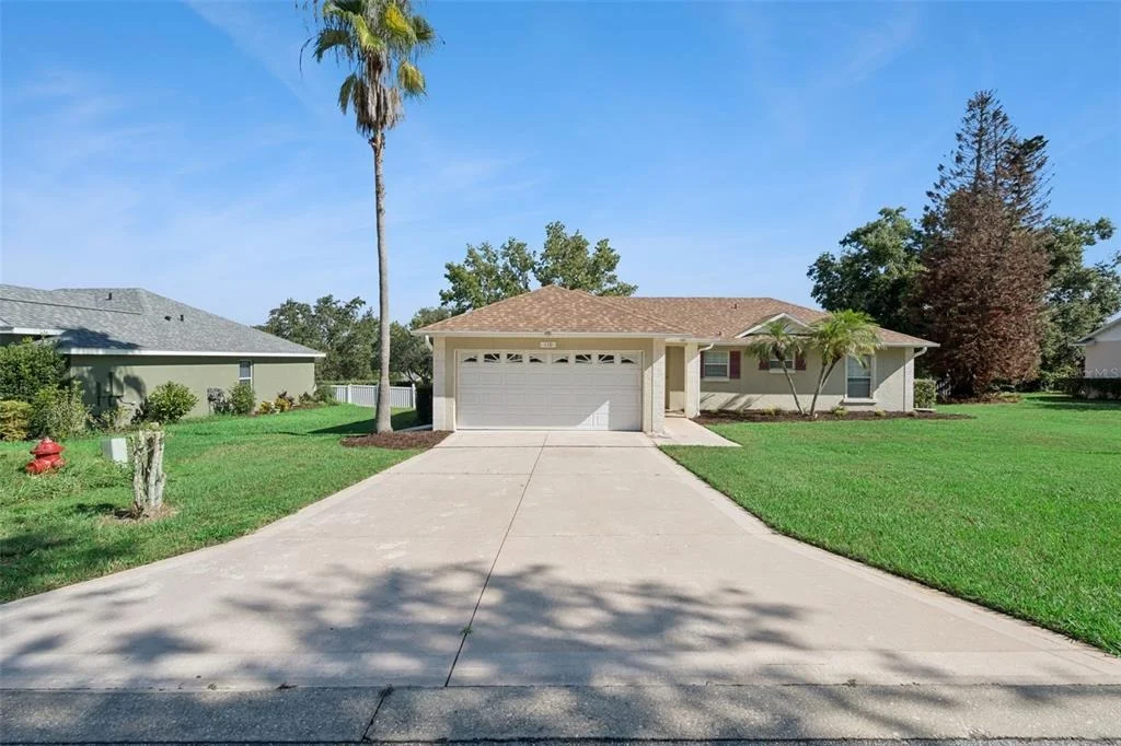 Photo of 110 TWIN LAKE CIRCLE