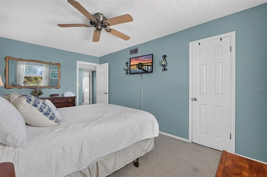 Photo of Unit B8 at 7265 A1A S