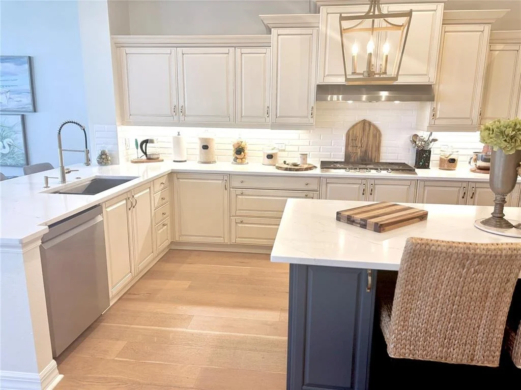 Photo of 615 ISLEBAY DRIVE