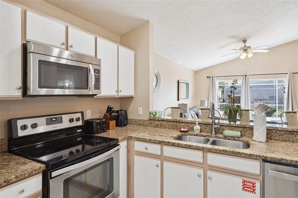 Photo of 905 LOCKBREEZE DRIVE