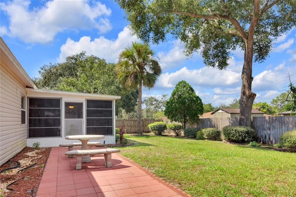 Photo of 611 SHERWOOD OAKS CIRCLE