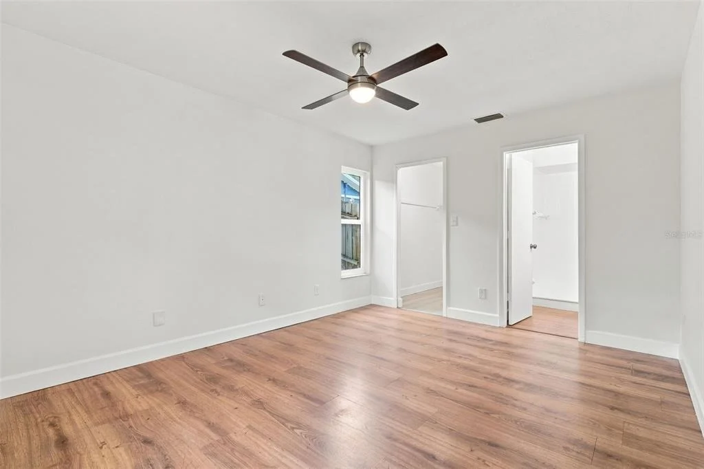 Photo of 723 OAK MANOR CIRCLE