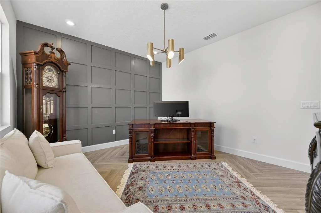 Photo of 914 SIGNET DRIVE