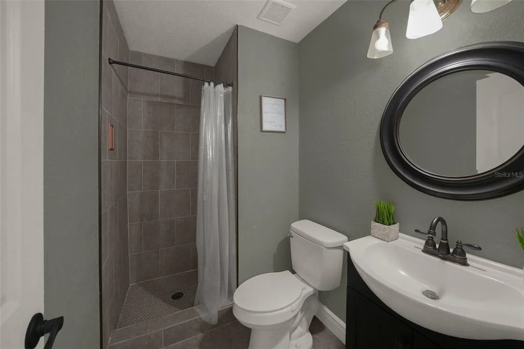 Photo of 9627 HIDDEN OAKS CIRCLE