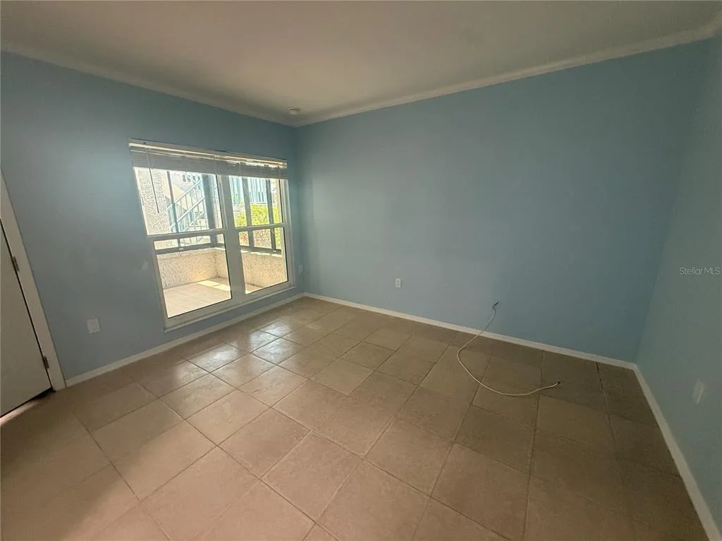 Photo of Unit D at 179 MEDALLION BOULEVARD