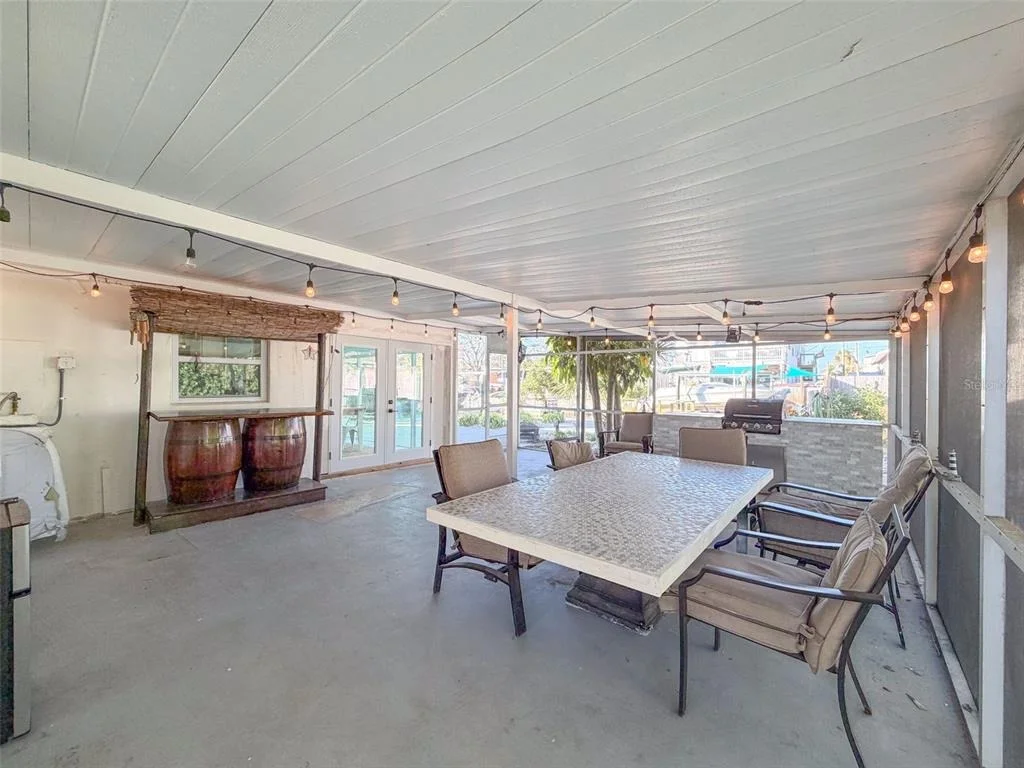 Photo of 6827 SANDERLING LANE