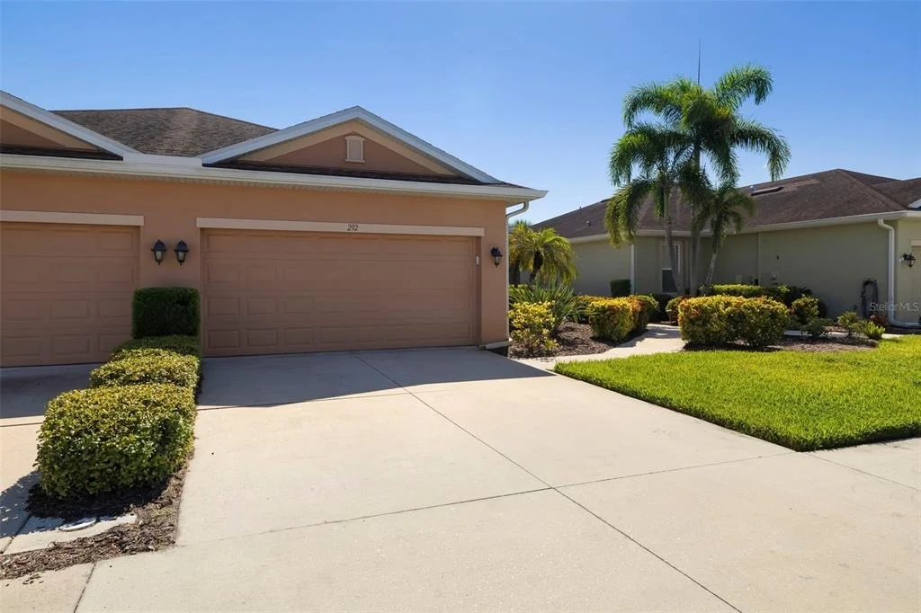 Photo of 292 CAPULET DRIVE