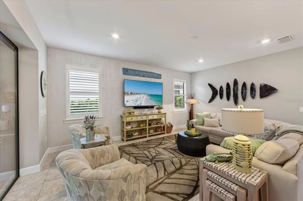 Photo of 7608 VIOLA LOOP