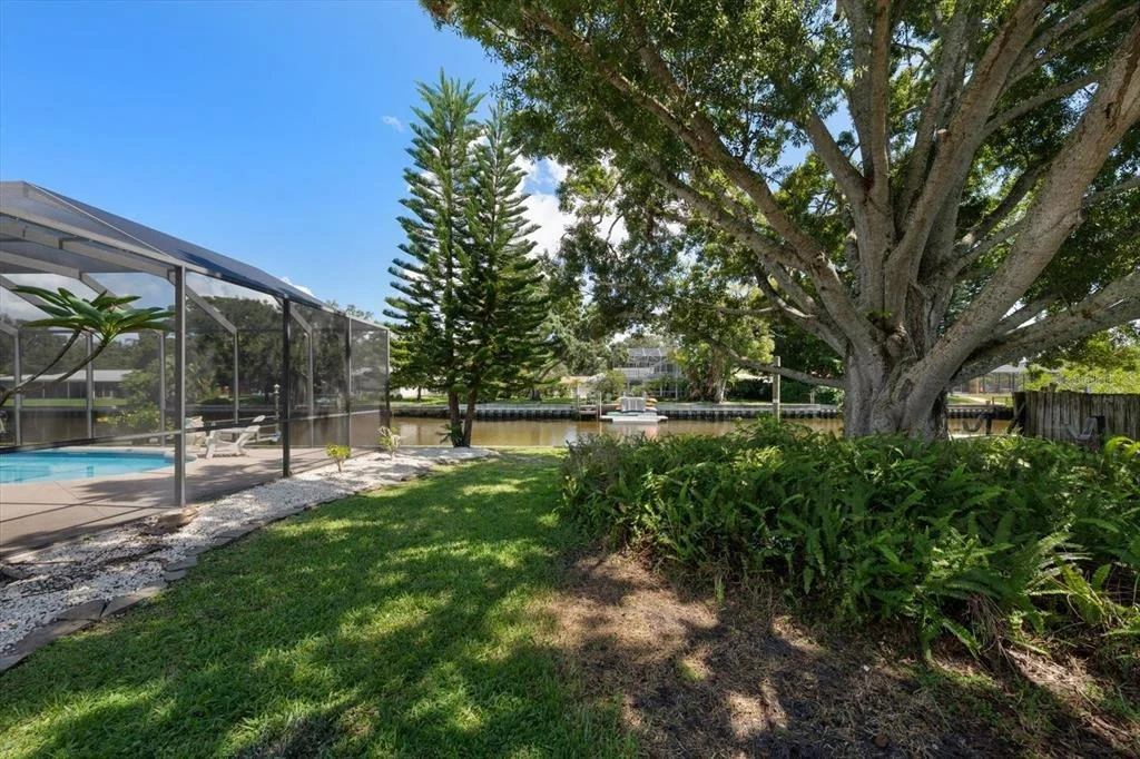 Photo of 1641 SHERBROOK ROAD